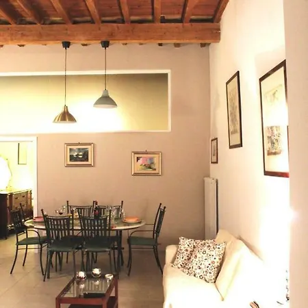 Apartamento Lg House With Balcony Near Ponte Vecchio