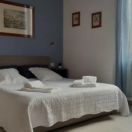 Lg House With Balcony Near Ponte Vecchio Apartamento *