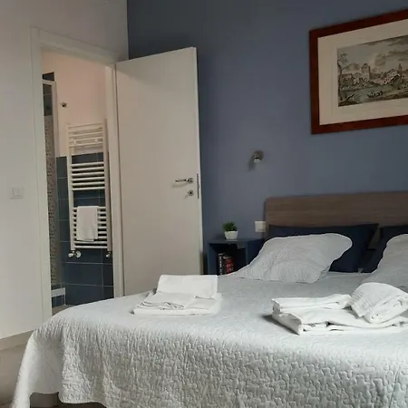 Lg House With Balcony Near Ponte Vecchio * Floransa