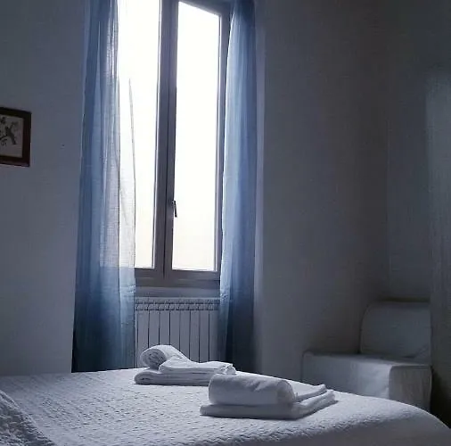 Lg House With Balcony Near Ponte Vecchio * Florencie