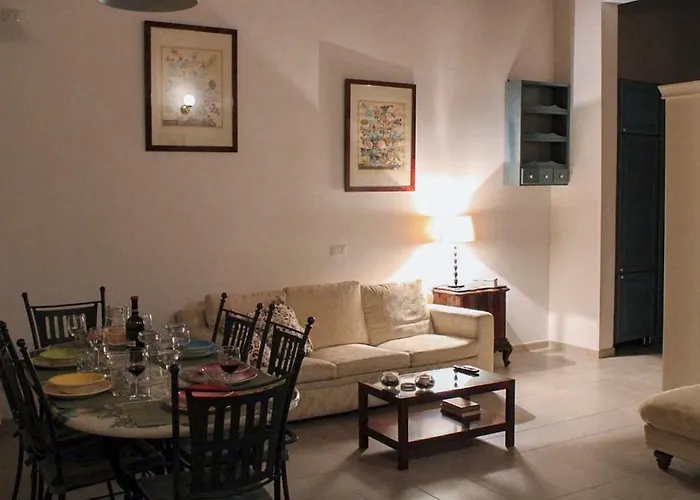 Lg House With Balcony Near Ponte Vecchio Apartament Florencja